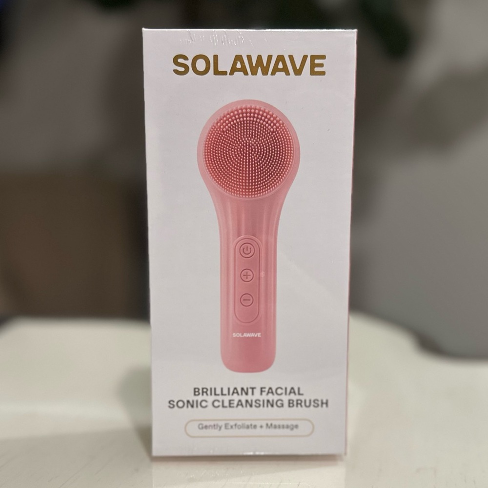 NEW SOLAWAVE Brilliant Facial Sonic Cleansing Brush, NIB